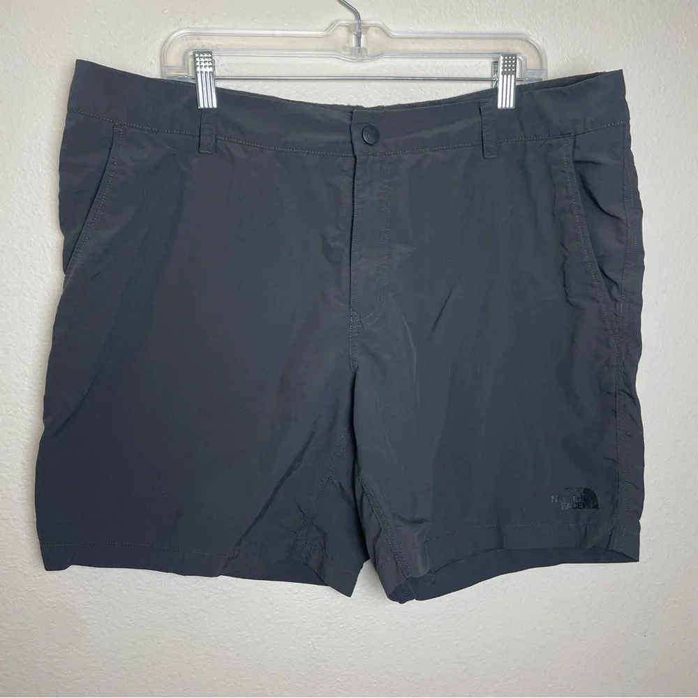 The North Face Men's Flat Front Adventure Nylon Shorts